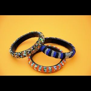 Bracelets (3 pieces)